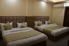 Yash Hotel, Prayagraj