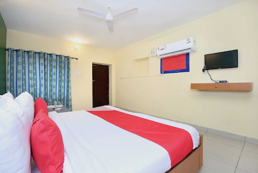 Super Hotel O Rajmahal