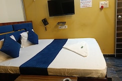 Hotel Golden Plaza, Thane