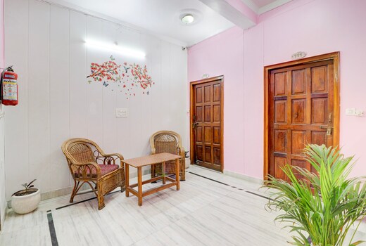 Hotel O Laxmi Yellow Guest House