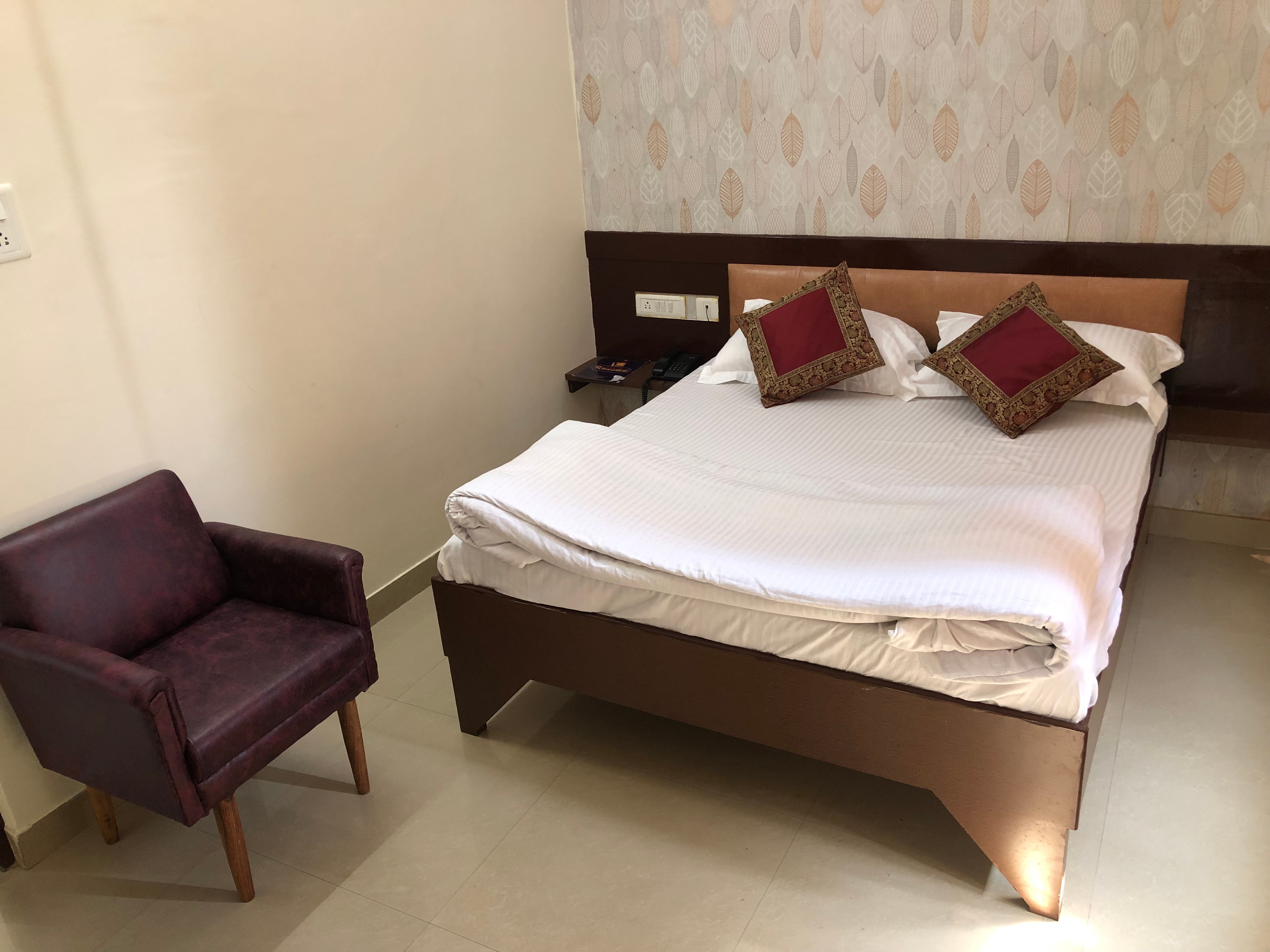 Hotel Kaushik - Tap to explore photos