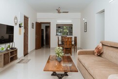 Luxury Escape by the Coast 5 Min Walk to Beach, Goa