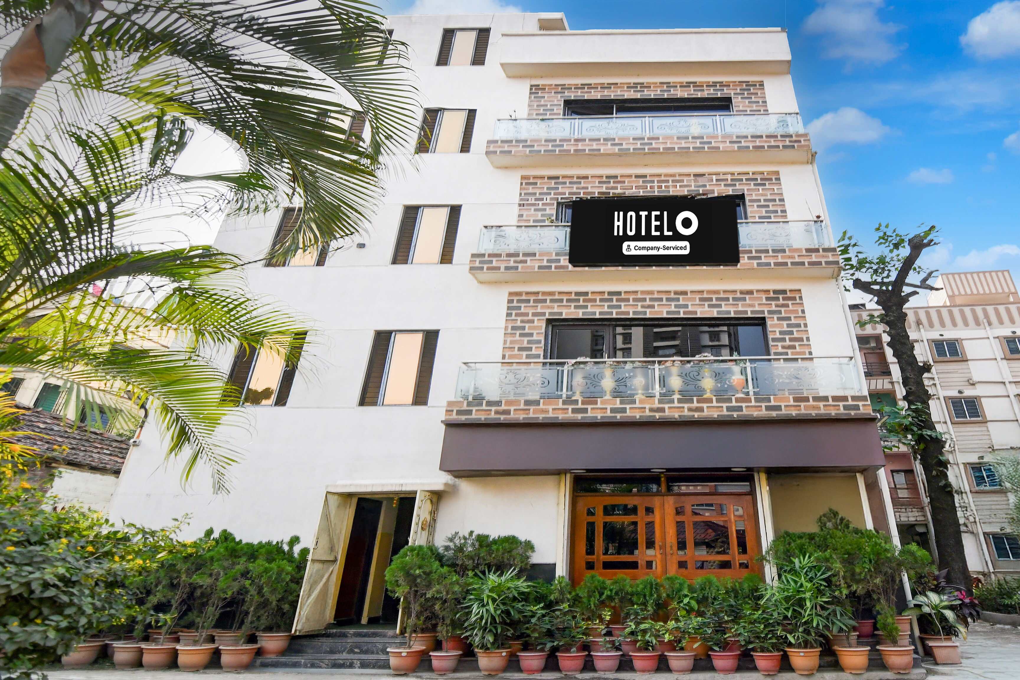 Super Hotel O Beleghata Formerly Santoshi Banquet And Marriage Hall - Tap to explore photos