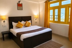Private Suite with Kitchen Near Gandhi Chowk, Dalhousie