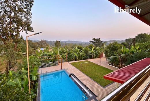 Stayleisurely FRoots Villa 6BHK, Karjat