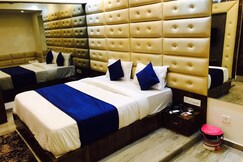 Hotel Dreamland, Gandhinagar