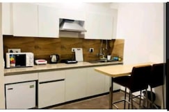 Beautiful lavish stay in Delhi NCR noida, Noida