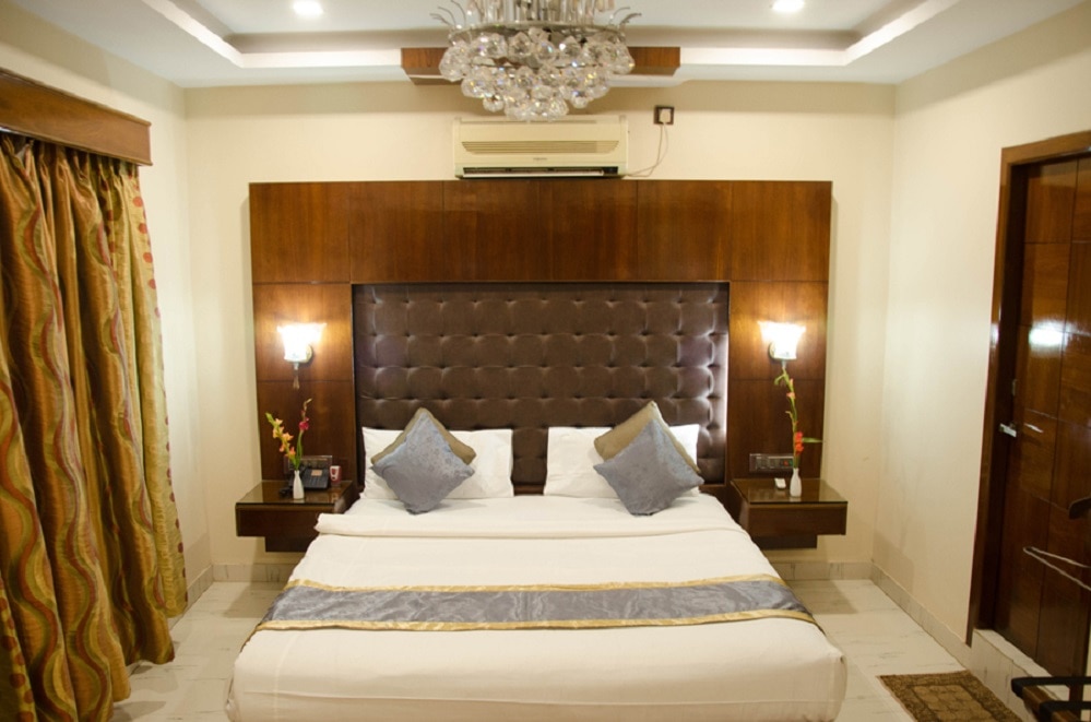 Hotel Baidyanath - Tap to explore photos