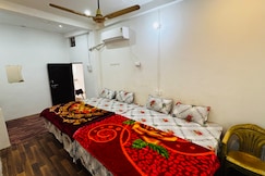 Radha Krishna Paying Guest House, Ayodhya