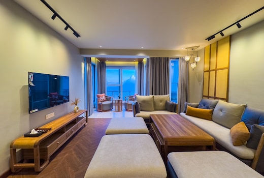 The Perch ( Flamingo 3 Room Set ) 7 Mins Walk to Mall Road