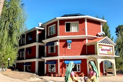 The Solitude Resort, Kandaghat