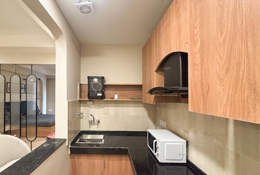 Housr 1 BHK Apartments Sector 42 Gurgaon Near Two Horizon Centre