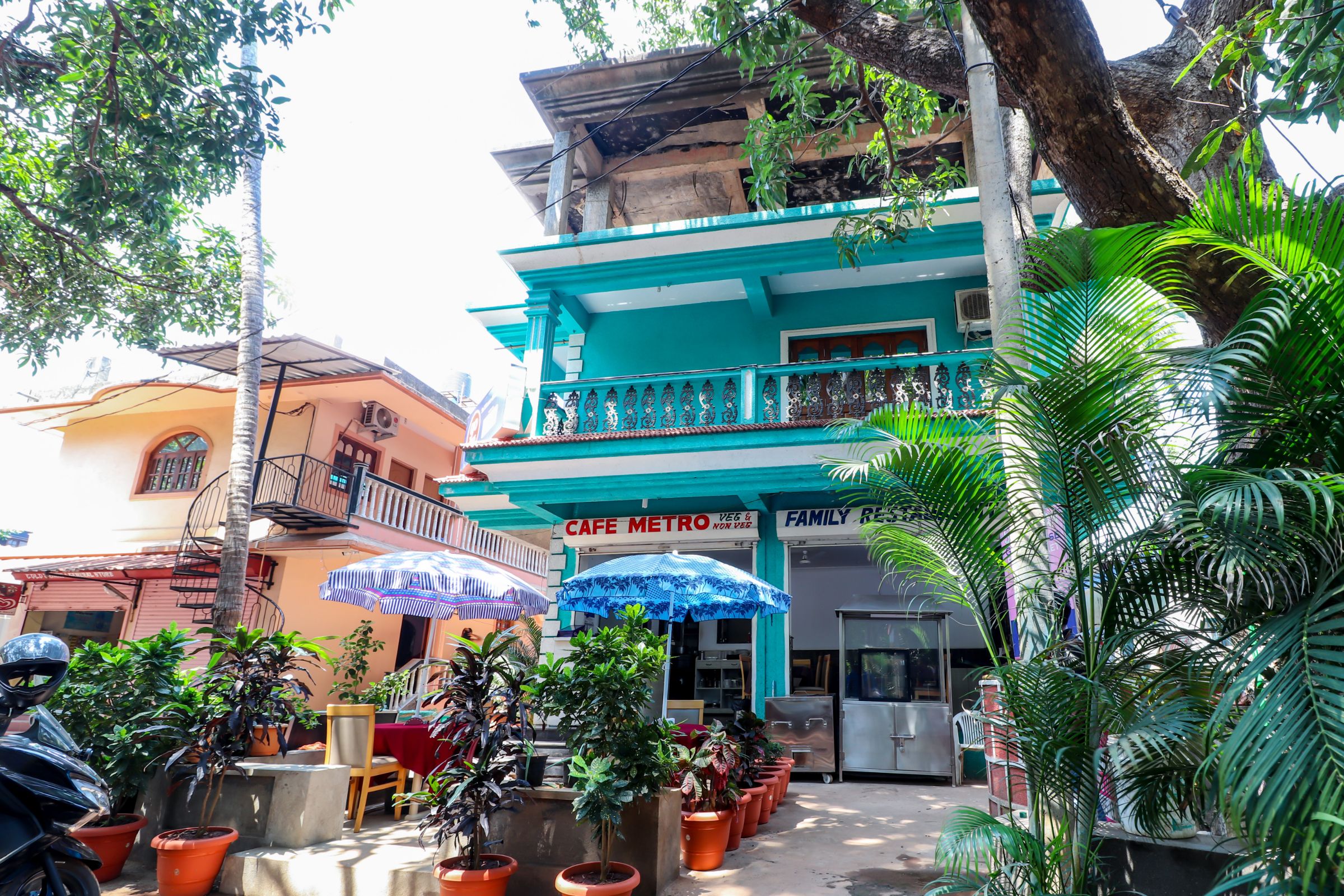 Sai Sharan Guest House - Tap to explore photos