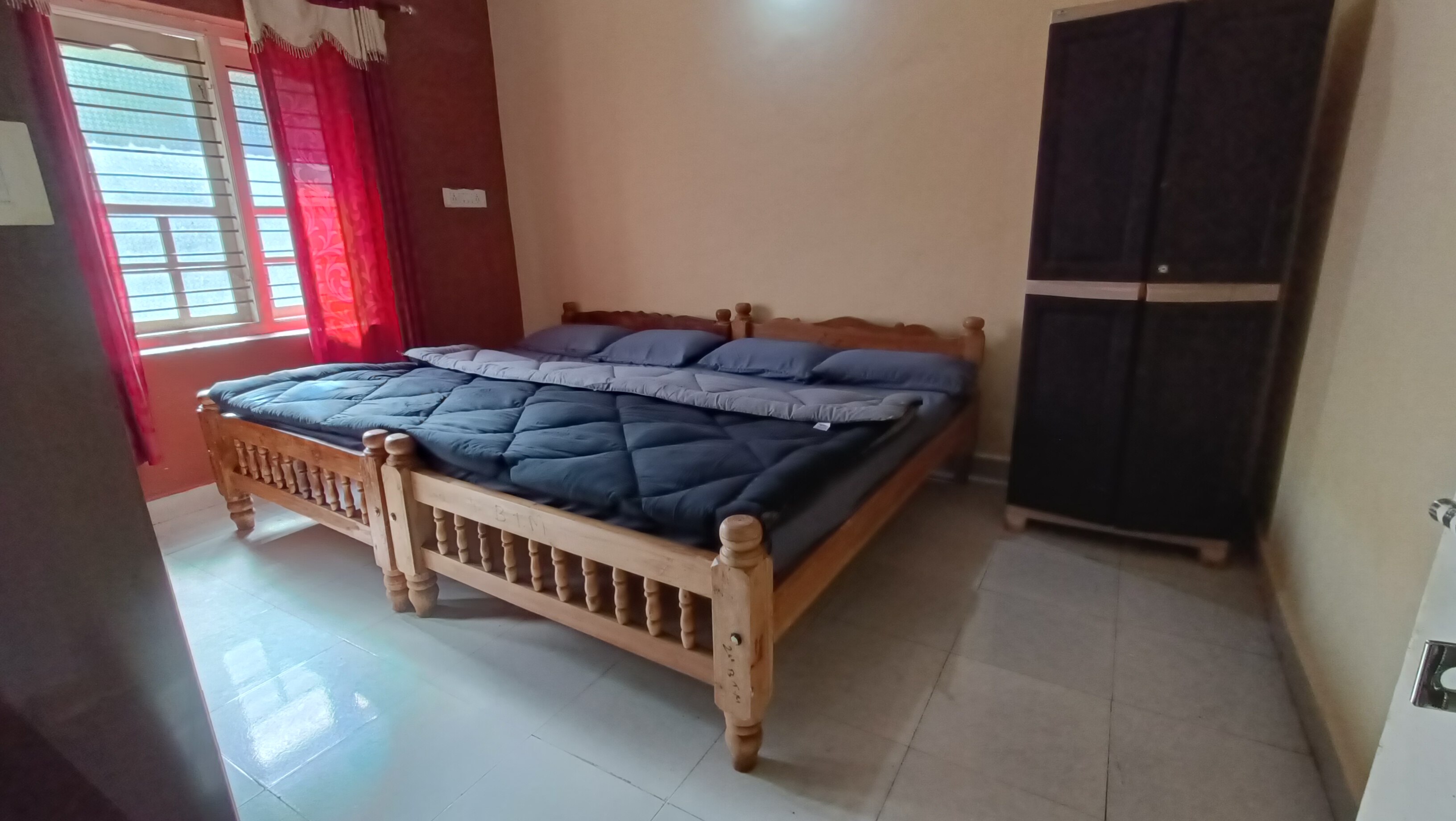 Blue Petal Homestay - Tap to explore photos