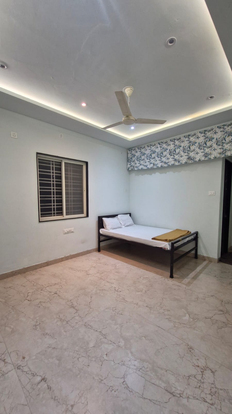 Shri Swami Samarth Home Stay - Tap to explore photos