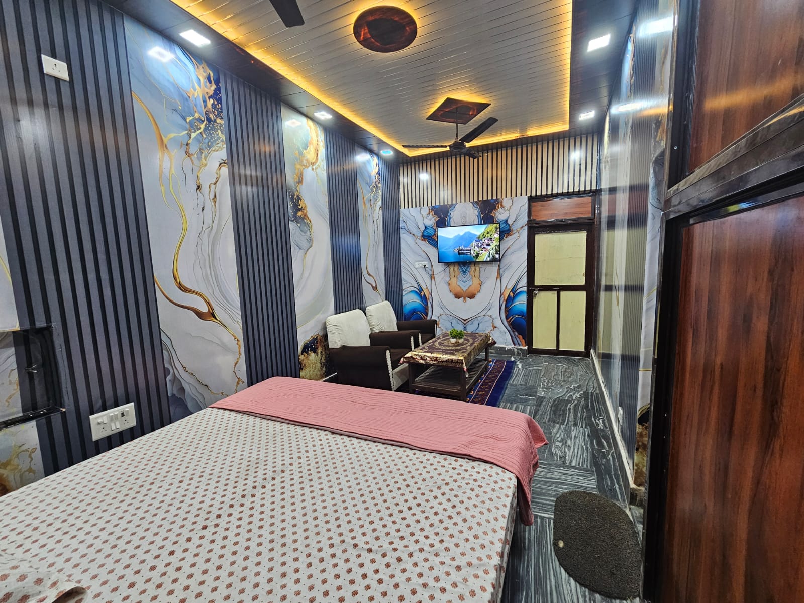 Yash House Special for Mahakumbh - Tap to explore photos