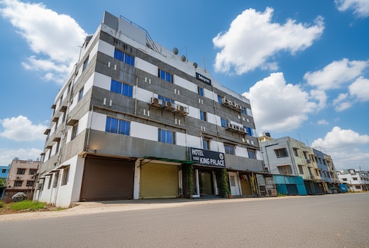 FabExpress The King Palace