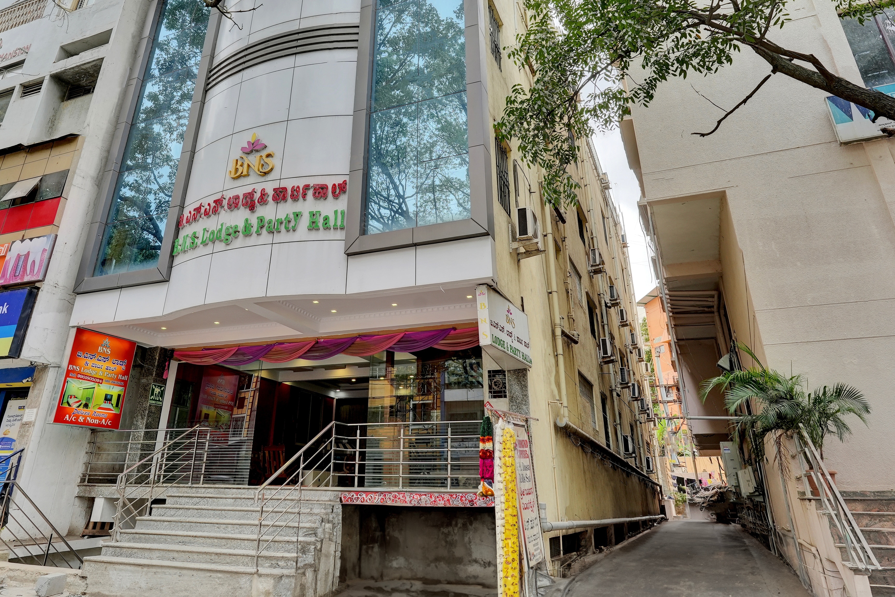 Hotel O BNS Lodge Near National College Basavanagudi - Tap to explore photos