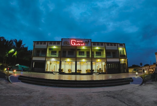 Hotel Gokul