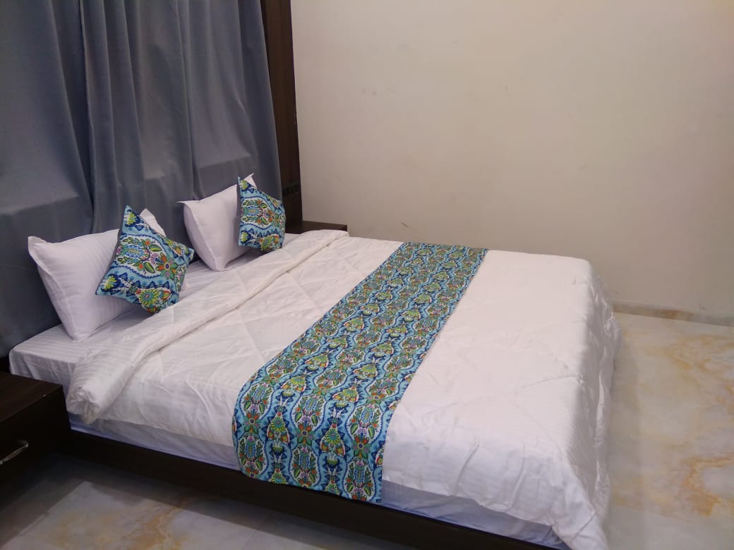 Deluxe Room 1