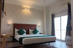 Hotel Aarkay Palace, Noida