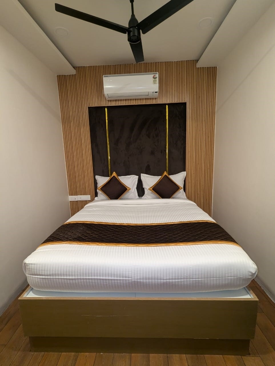 GREEN PALACE INN T Nagar - Tap to explore photos