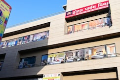 Hotel Prime Villa, Gandhinagar