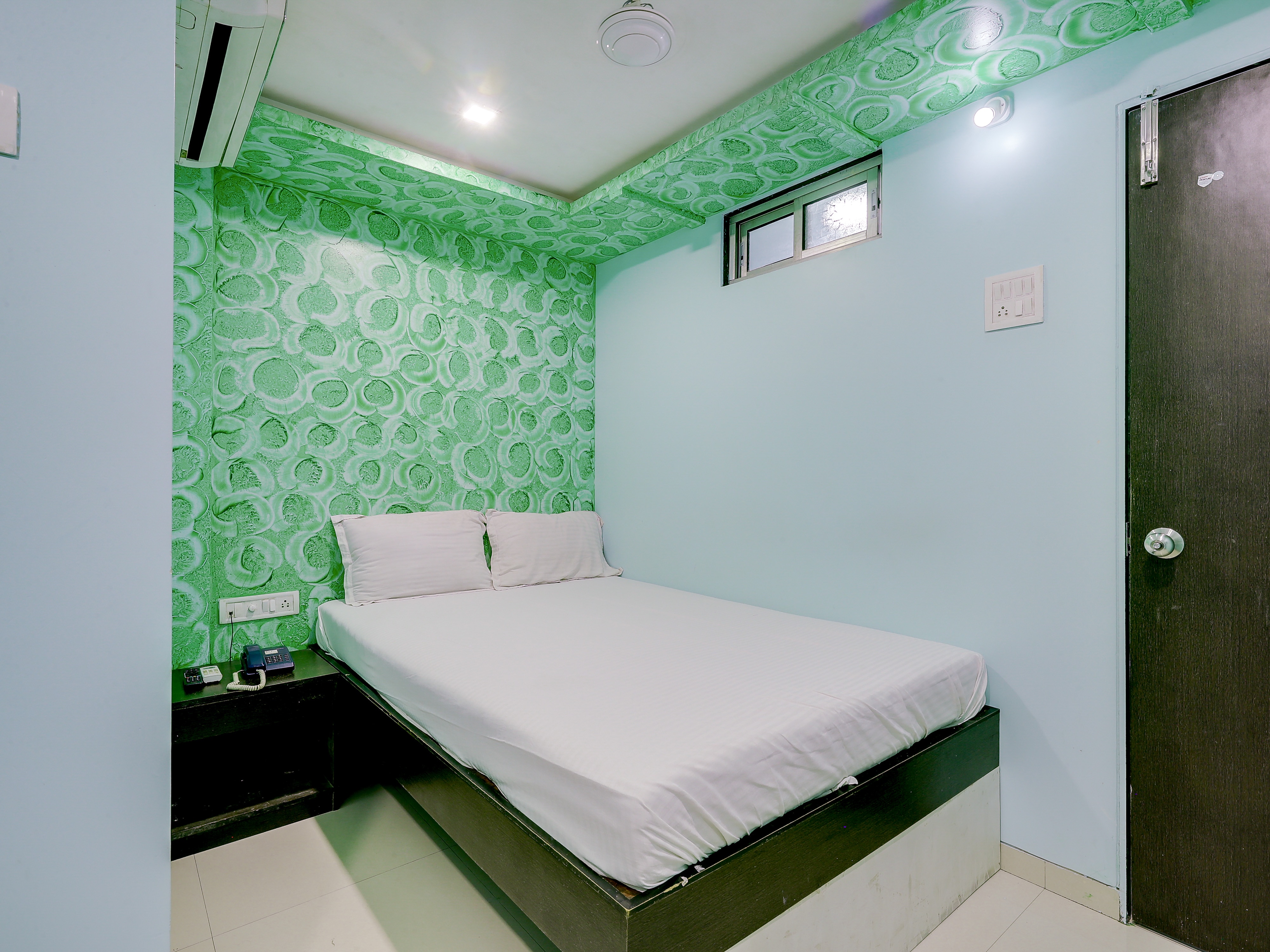 NEW SHRINIWAS LODGING AND BOARDING HOUSE 3