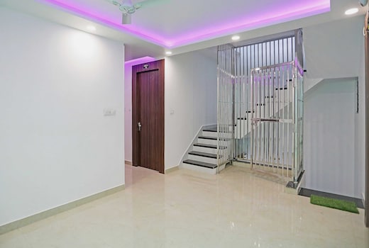 Hotel O by OYO Royal Residency