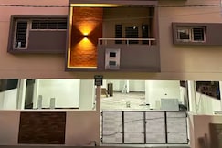 Crown crest hotel, Bangalore