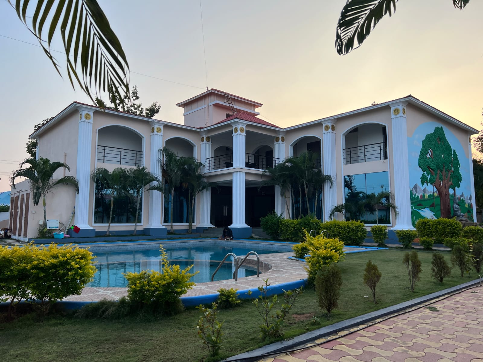 Siri Natures Valley Resort - Tap to explore photos
