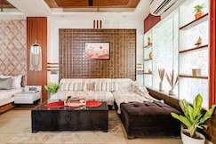 IndiTrail SkyLuxe Jacuzzi, Gurgaon