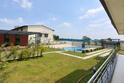 Pearlmont Villa by StayJade | Pool | Secunderabad, Medchal