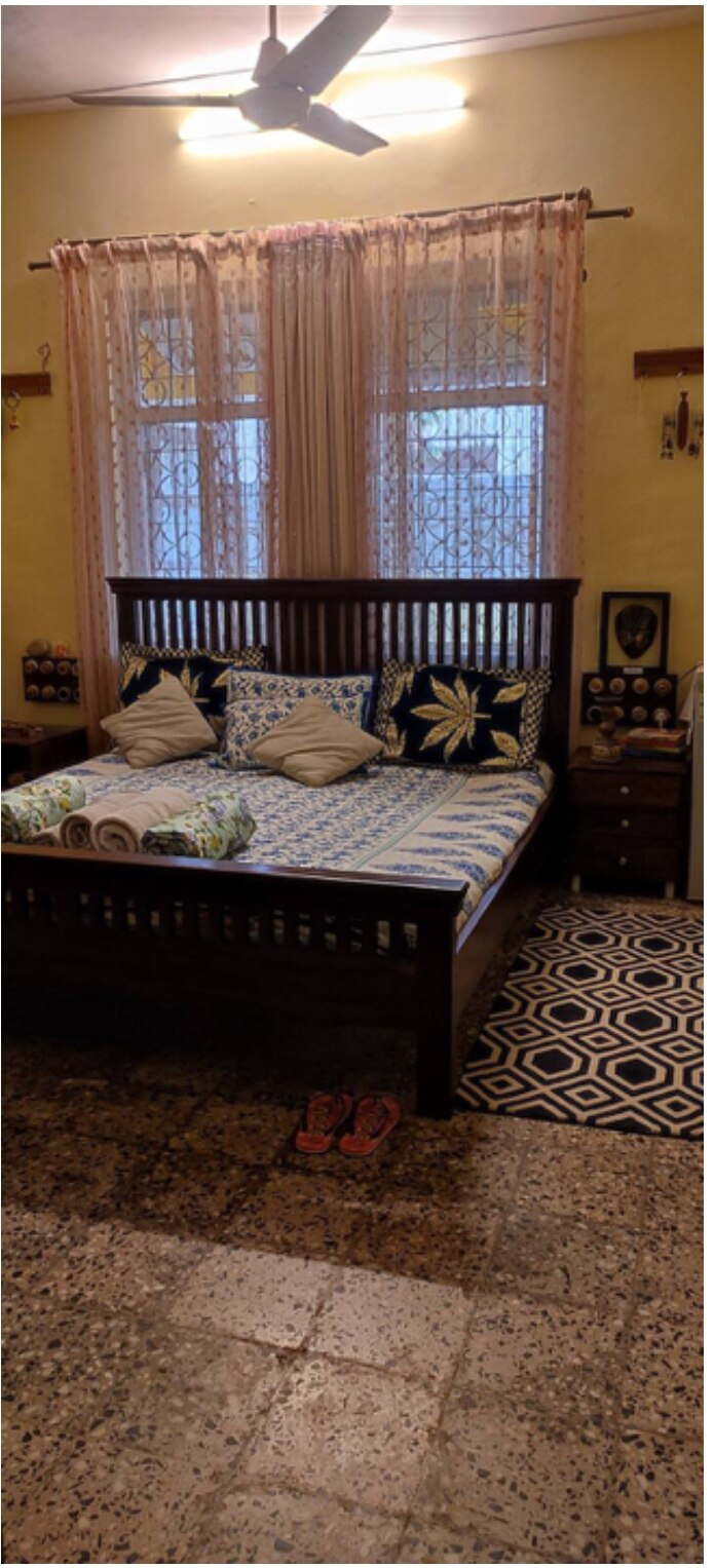 Pitruchhaya Bungalow (Room For Two) - Tap to explore photos