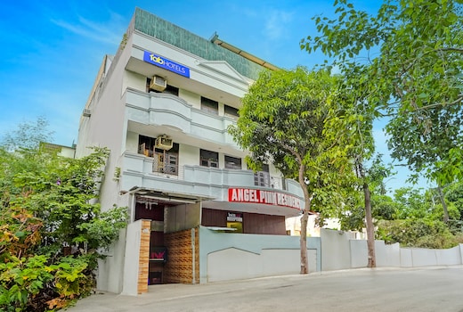 FabHotel Angel Pink Residency