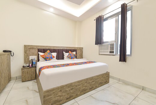 FabHotel Dev Palace