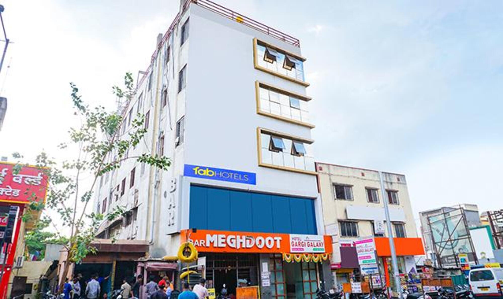 FabHotel Gargi Galuxe - Nr. Ankushrao Natyagruha - Tap to explore photos