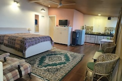 Studio room facing the Dehradun Valley, Mussoorie