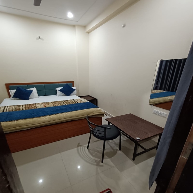 Hotel J.P International - 100 Meters from Apollo Hospital Lucknow - Tap to explore photos