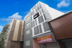 Super Hotel O S J Residency, Delhi