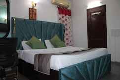 Awasthi Kozi Stays | VFS and Connaught Place, Delhi