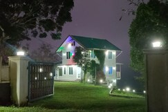 White Rocks- The Mountain Stay, Munnar