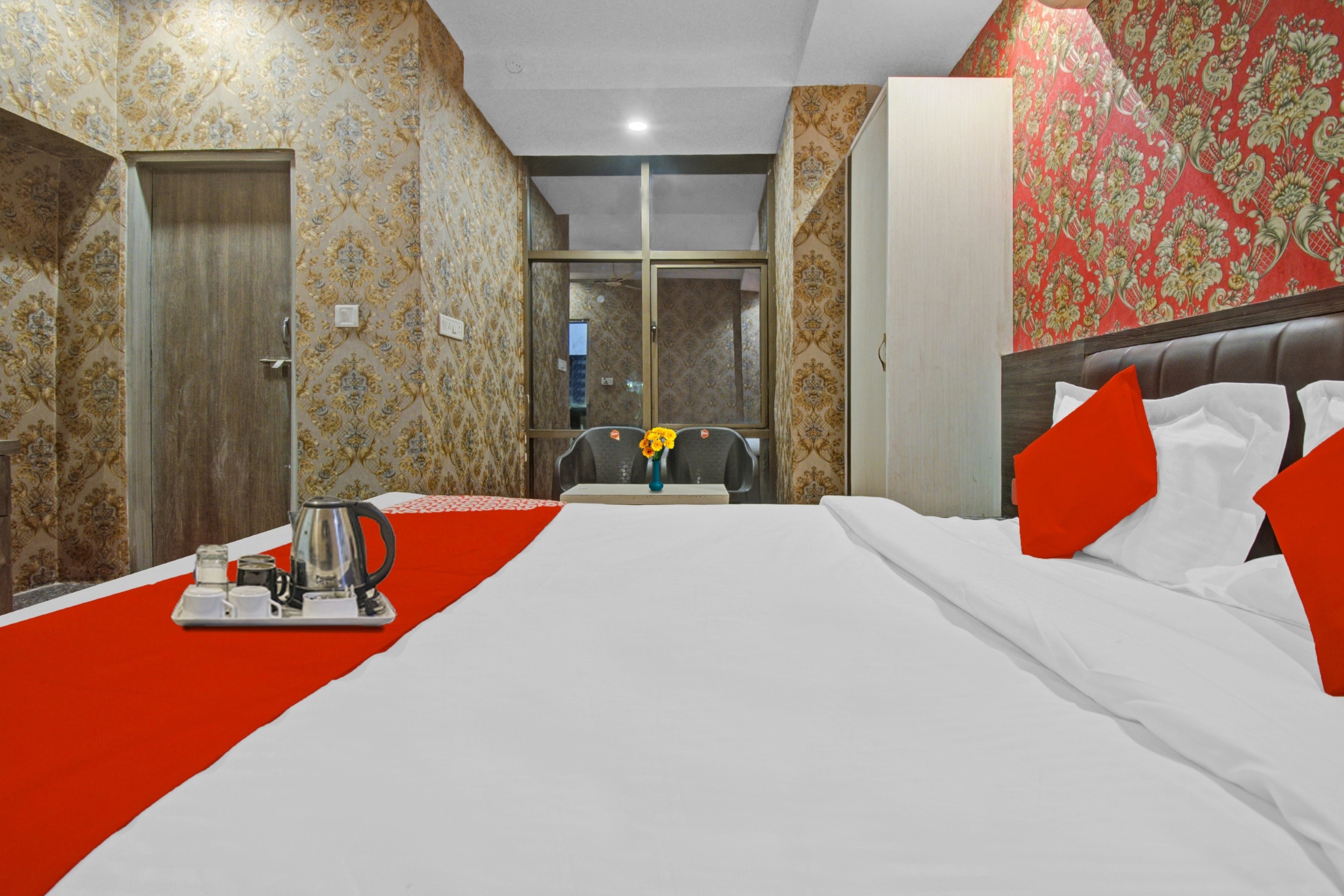 Hotel O Shree Mangalkamna - Tap to explore photos