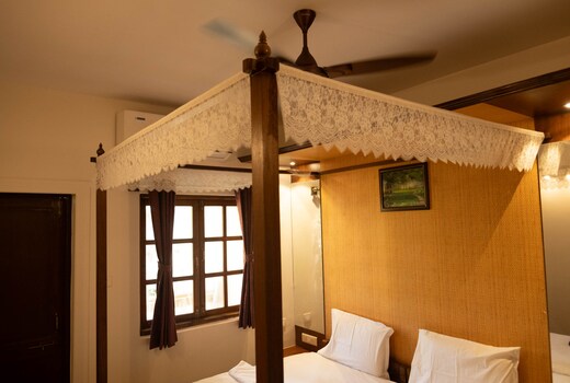 Vistar Holidays 1