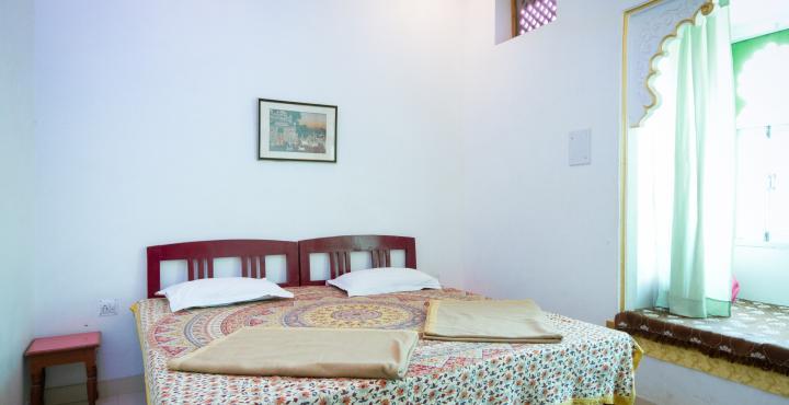 Bhanwar Vilas Udaipur Inr 341 Off 1299 Guest House - 