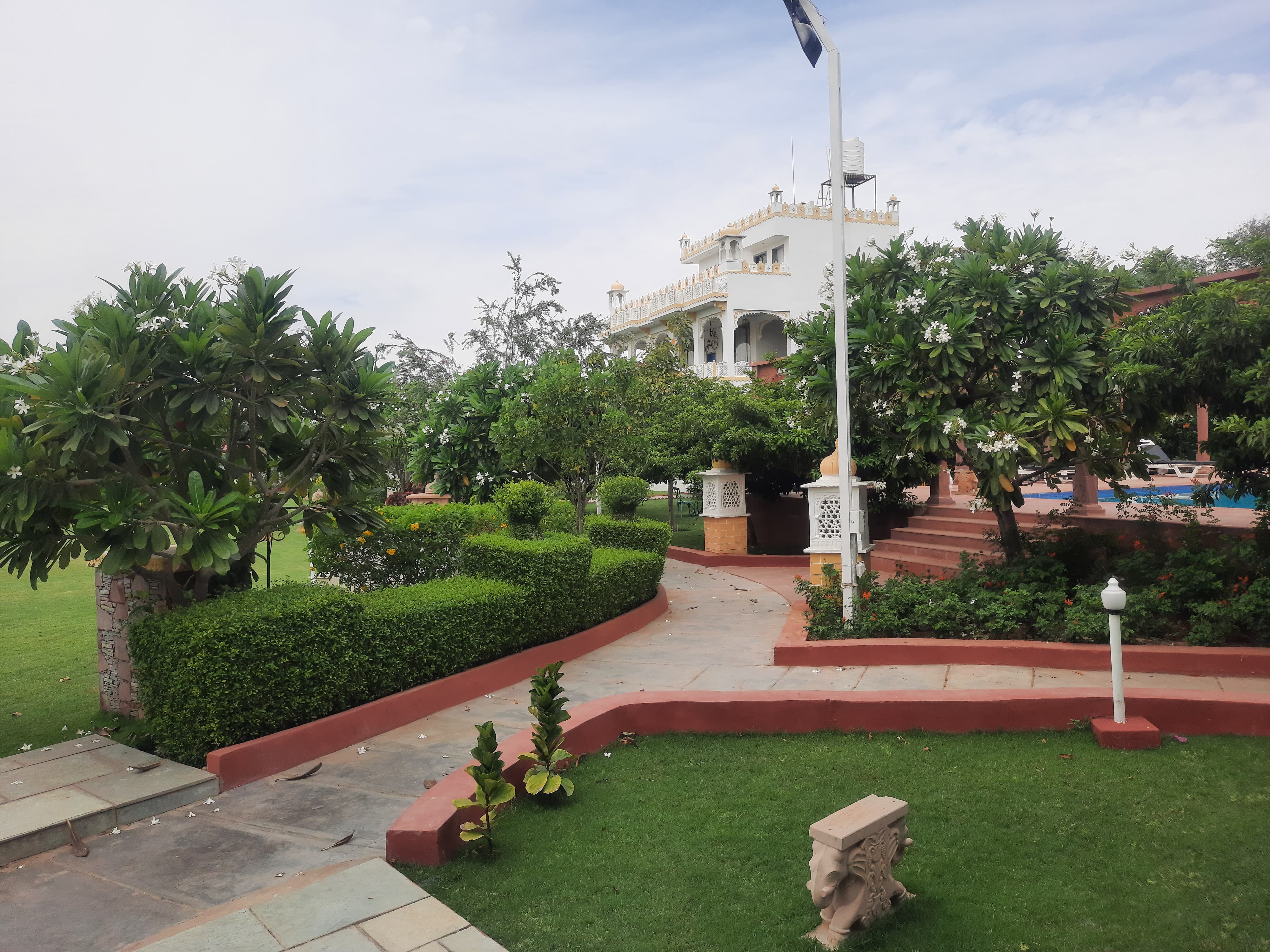 YASHVEER RESORT - Tap to explore photos