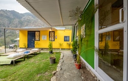 The emerald Family cottage