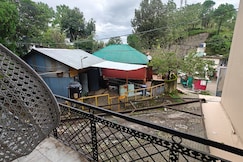 Hotel Kasauli Inn,, Kasauli