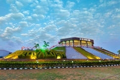 THE ROYAL LUSH HOTEL, Bokaro