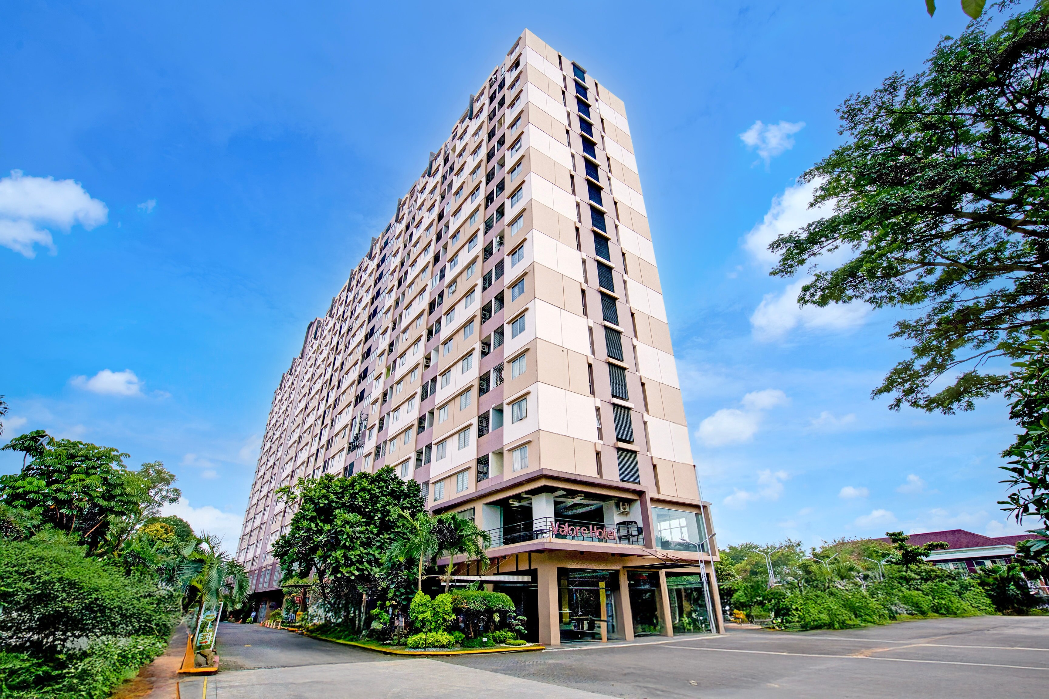Collection O Apartment By Boboin Baros Near Stasiun Cimahi - Tap to explore photos